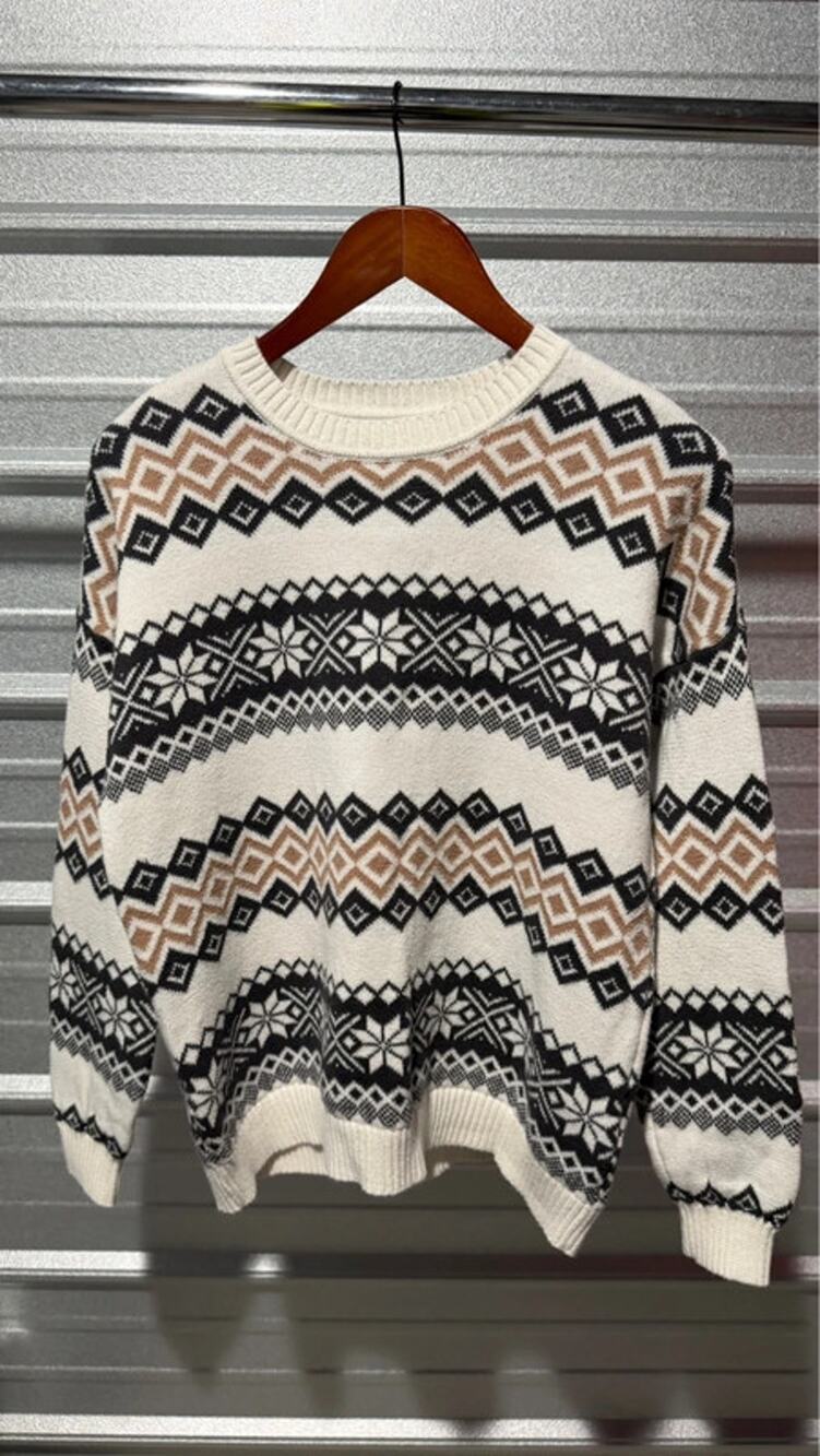 Hollister knitted sweater size xs NWOT